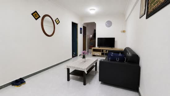 238 Bukit Batok East Avenue 5 - Living Room